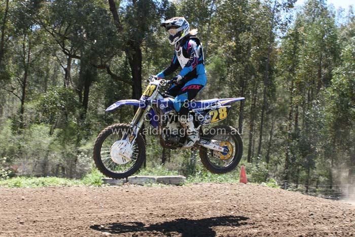 678x444 pixels (98K)